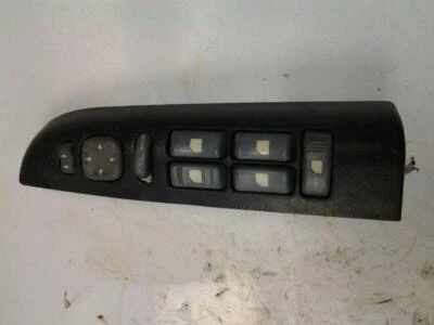 Interruptor de puerta delantero BLAZER S10/JIMMY S15 99 00 01 02 03 04 05 Foto 1 de 2
