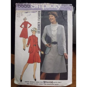 Chaleco y vestido vintage con patrón de simplicidad 6555 Misses con falda sesgada talla 12 (1974) - Imagen 1 de 2