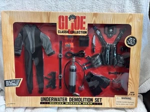 GI Joe Underwater Demolition Set Deluxe Mission Gear 1998 Hasbro #57057 - Picture 1 of 1