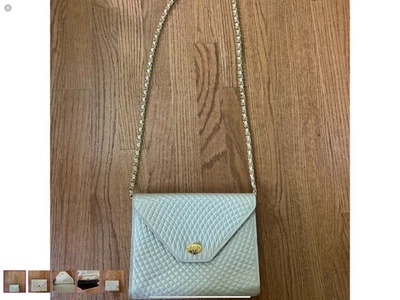 AUTÉNTICO Bolso Acolchado Bally Beige Vintage con Correa de Cadena Foto 1 de 4