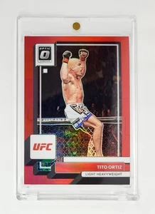 COMO NUEVO #/ED ROJO PRIZM HOLO TITO ORTIZ 2023 DONRUSS ÓPTICA CLASIFICACIÓN #80 SP UFC CHAMPION - Imagen 1 de 2