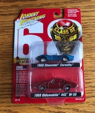 Class of 68 Johnny Lightning RARE Hard to Find Limited Edition 442 W30 Corvette