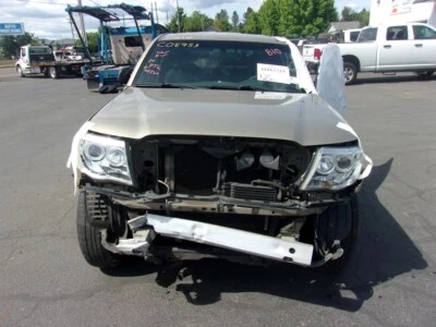 Used Engine Coolant Reservoir fits: 2006 Toyota Tacoma 4.0L 1GRFE engine 6 cylin Foto 1 de 4