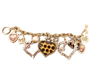 Betsey Johnson bracelet Taxi Girl hearts Lucite crystal charms signed goldtone - Picture 1 of 10
