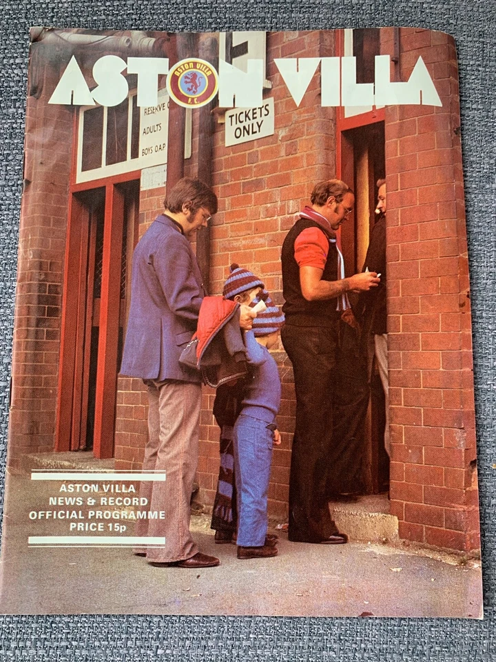 Aston Villa v Sunderland Programme (Football League Div.1) 23/03/1977. - Image 1 of 2
