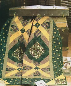 Golden Paths Quilt Pattern Pieced SH - Picture 1 of 2