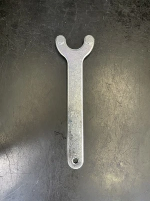 Milwaukee Power Tools #49-96-7215 M18 Fuel Grinder Wrench + Hardhat Stickers - Image 1 of 3