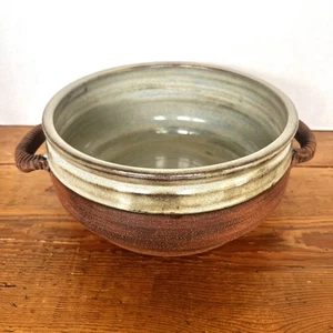 Studiokeramik Künstler signiert Erdton Tonschale mit Griffen 8,5”x4” - Bild 1 von 10