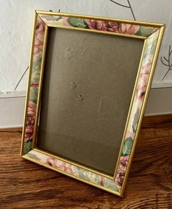 Vintage Ornate Floral Gold Tone Trim MCM Picture Frame Holds 4.5 X 6” coquette - Picture 1 of 4