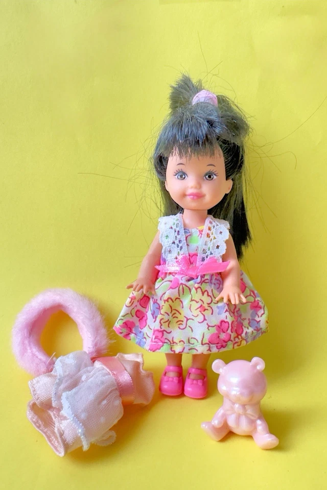 Barbie Shelly & Friends Mattel - Anni 90 - Immagine 1 di 1