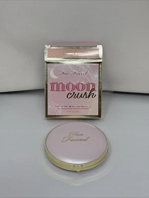 Too Faced Love Moon Crush Highlighter ~ Summer Moon ~  NIB - Image 1 of 4