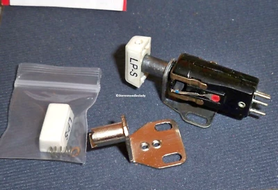 Arista 1564 for EV 146 for Astatic 86TSB CRYSTAL CARTRIDGE Magnavox Ronette - Image 1 of 3