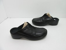 clarks black mules