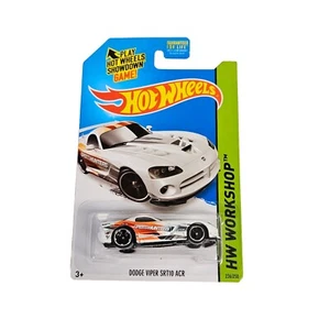 Dodge Viper SRT10 ACR Hot Wheels 2015 * White * NIP 1:64 Scale (A8) - Picture 1 of 3