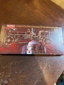 Libro Indy Marlboro un saludo al 75 aniversario de las 500 Millas de Indianápolis - Imagen 1 de 6