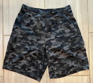 Lululemon Pace Breaker Mens Shorts Size M - 9” Inseam running Workout gym yoga - Picture 1 of 2