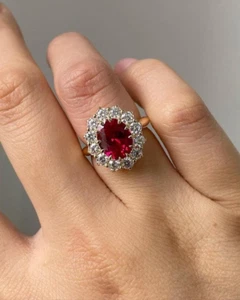 2,30 kt Ovalschliff Laborgefertigter roter Rubin Halo Verlobungsring 14 kt Weißgold plattiert - Bild 1 von 5