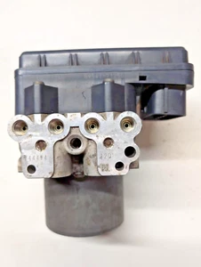 TOYOTA HILUX D4D 3.0 DPF ABS PUMP 44540-71260 5X 89541-71250 ADVICS - Picture 1 of 7