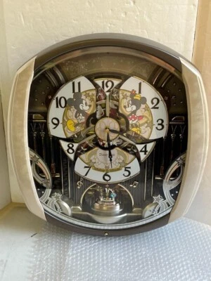Reloj de pared musical SEIKO FW563A Disney Mickey Mouse Time Automaton de JP Foto 1 de 4