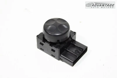 2018-2021 JEEP COMPASS FRONT LEFT DRIVER SIDE SEAT LUMBAR CONTROL SWITCH OEM - Image 1 of 4