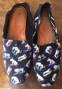 Bobs For Dogs With Skateboards Shoes Womens Size 10 Adorable EUC - Picture 1 of 5
