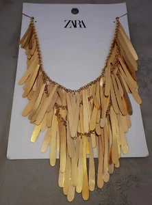 Nuevo COLLAR ZARA 4340/011 DORADO MULTIPLATO Multi-Hebra Babero Capas Dorado - Imagen 1 de 2