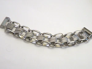 NEW CHICO'S SILVER LINK BRACELET 7 " - Picture 1 of 3