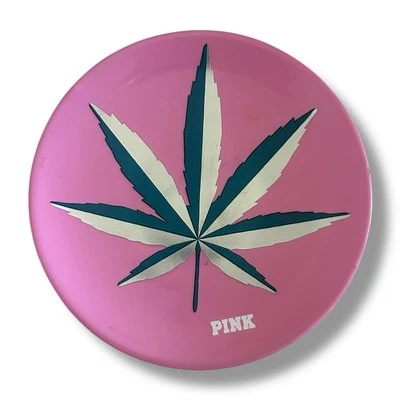 "Victoria's Secret ROSA Coco Chill THC hoja de hierba baratija/plato de captura 5""" Foto 1 de 4