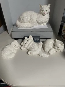 White Persian Cat w/Kittens Statue Figurines Large Vintage - Picture 1 of 8
