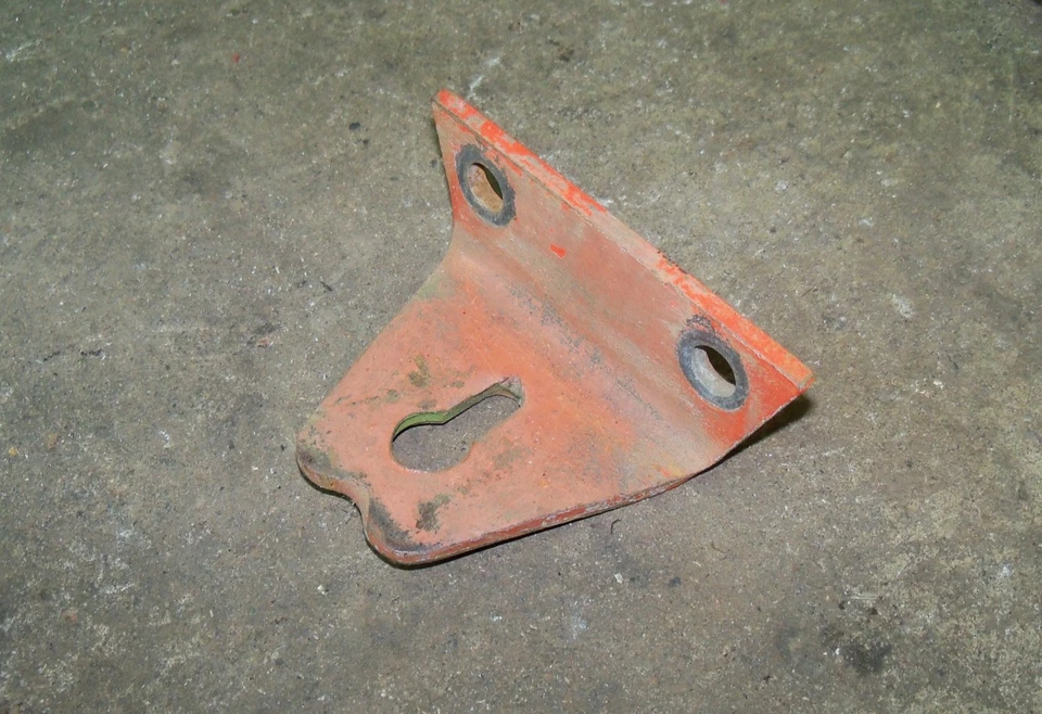 Placa de enganche de remolque trasero Case Ingersoll 448 446 444 222 220 para tractor Foto 1 de 1