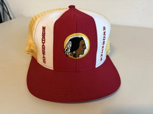 Vintage AJD Lucky Stripe Washington Redskins Commanders Mesh Snapback Mütze - Bild 1 von 4