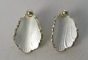 Vintage Sterling Norway Hans Myhre Cupped Shell Pearl White Enamel Earrings #9 - Picture 1 of 7