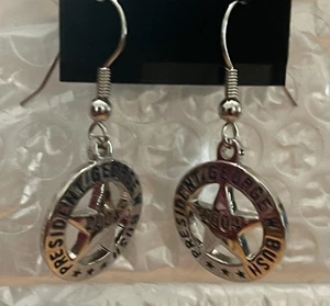 GSW 2001 George W Bush Texas Star Silvertone 2004 Dangle Earrings NEW OLD STOCK! - Picture 1 of 2