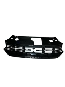 FRONT BUMPER UPPER CENTER GRILLE DACIA SANDERO STEPWAY FACELIFT 2021-2024 - Picture 1 of 9
