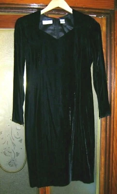 Liz Claiborne BLACK Velvet Dress Holiday Christmas Xmas Women's Size 4  - Image 1 of 4