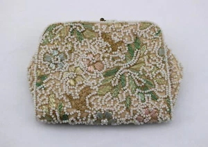 VINTAGE Floral Embroidered White Beaded Kisslock Coin Change Purse Bifold Wallet - Picture 1 of 7