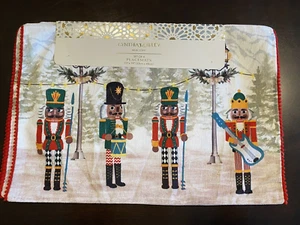 4 Cynthia Rowley Rectangle Cloth Placemats Christmas Holiday Nutcrackers - Imagen 1 de 3