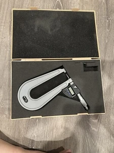MITUTOYO U-shaped 0-1in - Picture 1 of 2