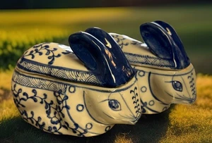 Set 2 portagioie vintage in ceramica a forma di coniglio, blu e bianco dipinte a mano - Foto 1 di 14