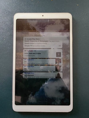 Xiaomi Mi Pad 4 64GB 8 Inch 4GB Ram Rose Gold - Image 1 of 4