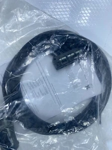 NEW DDCC6-007 APC Data Distribution Cable CAT6 UTP CMR 6XRJ-45 - Black 7FT 2.1M - Picture 1 of 4