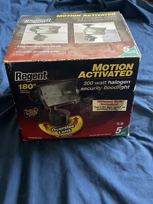 Proyector halógeno Regent activado por movimiento 300 vatios modelo MS188 bronce Foto 1 de 3