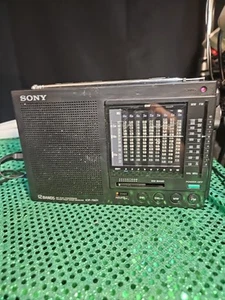 SONY ICF-7601 RICEVITORE PORTATILE ANALOGICO MULTI BAND FM SW MW TESTATO 100% WKS @G - Foto 1 di 21