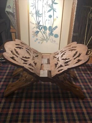 Vintage Ornate Hand Carved Rosewood Book Bible Stand Holder~India~1960s - Bild 1 von 4