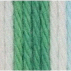 ColorBlend Yarn: Vibrant Ombres for Modern Creations - Picture 1 of 3