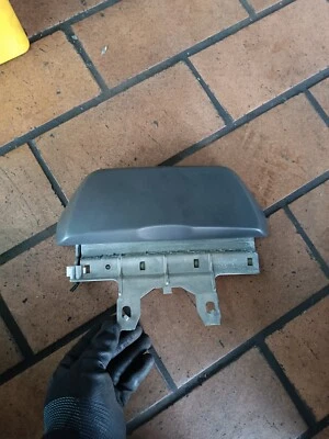 Amplificatore antenna deviatore originale Volvo XC90 I 275 8233699 - Immagine 1 di 3