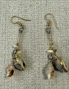Vintage Seashell Dangle Clip On Earrings Shell Awesome Big Statement - Picture 1 of 3