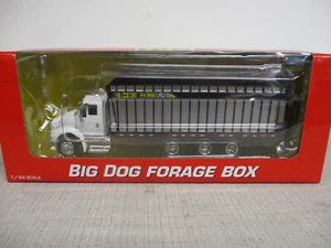 H&S White 8600 International Truck with Big Dog Forage Box, 1/64 Scale, NIB - Picture 1 of 6