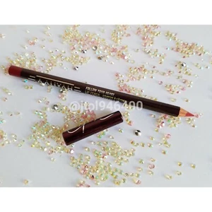 Mac Follow Your Heart Lip Pencil Limited Edition / Discontinued - Picture 1 of 4