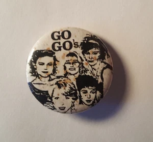 Pinback The GO-GO Raro 1.25" Punk De Colección 1980 Nueva Ola Pop Belinda Carlisle - Imagen 1 de 2